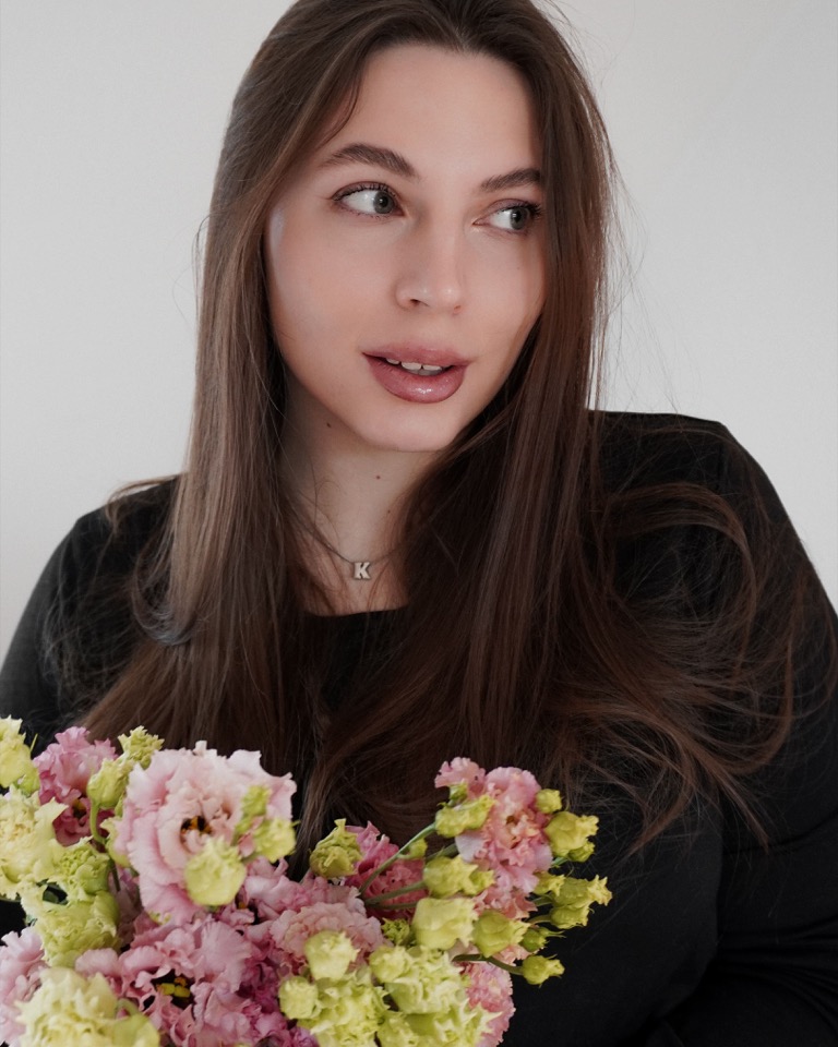 Крістіна — експертка з планування та організації простору в Notion